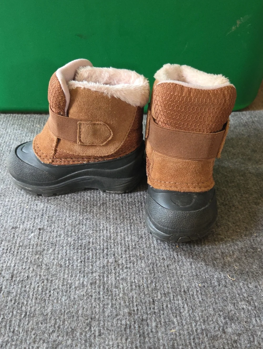 The North Face Kids Cozy Winter Boots in Brown. Waterproof